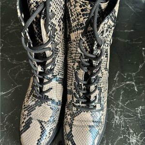 Marc Jacobs Snake Skin Print Booties size 10